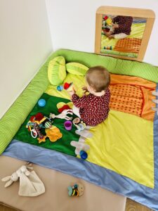 micro-crèche à Vertou : activité en intérieur,